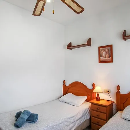 Stunning In With 3 Bedrooms, Outdoor Swimming Pool&wifi Appartement