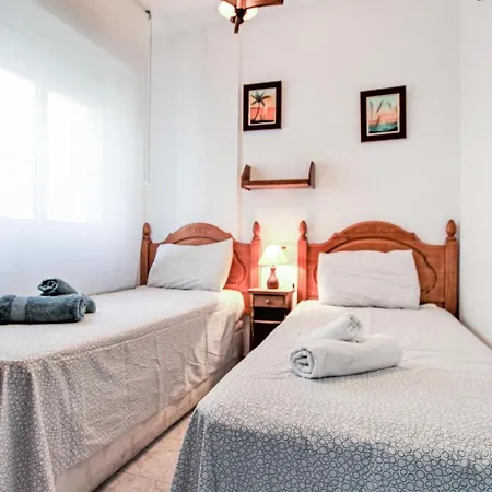 Appartement Stunning In With 3 Bedrooms, Outdoor Swimming Pool&wifi