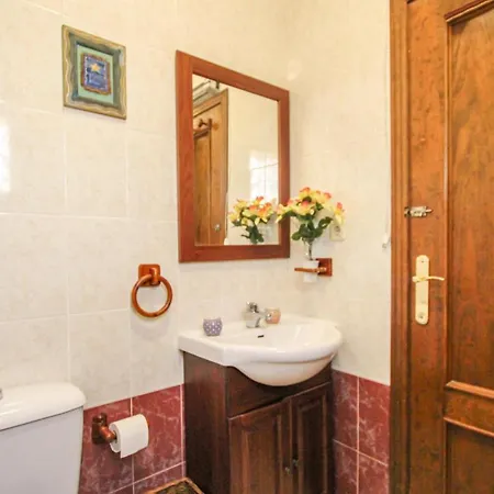 Stunning In With 3 Bedrooms, Outdoor Swimming Pool&wifi Appartement